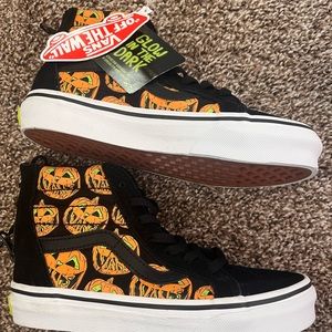 Size 1 Kids Pumpkin Vans Shoes